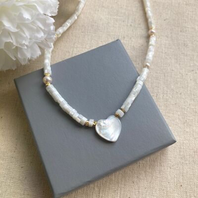 Kooky real shell & Pearl beaded heart necklace.