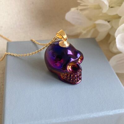 Glass skull Gold necklace - Dark purple metallic