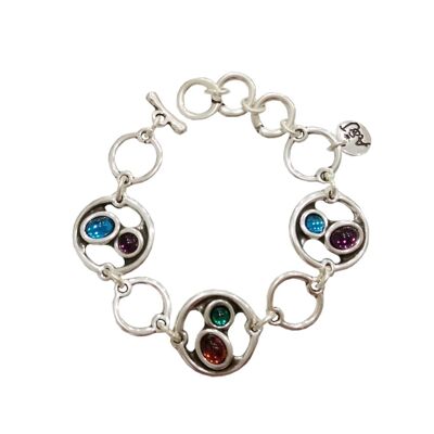Circle bracelet with crystals