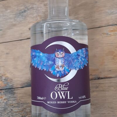 Vodka Blue Owl con bayas mixtas