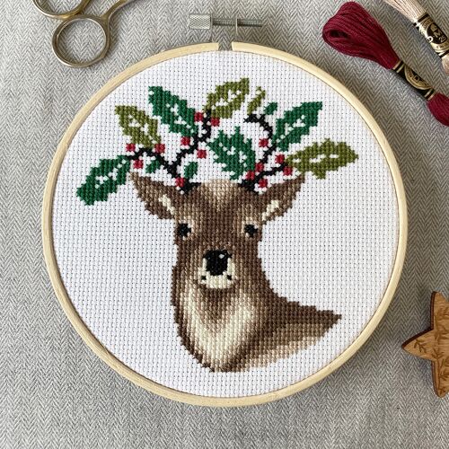 Holly Deer - Modern Cross Stitch Kit