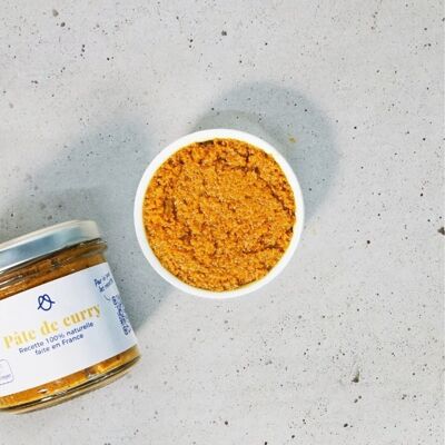 Light yellow-hot curry paste