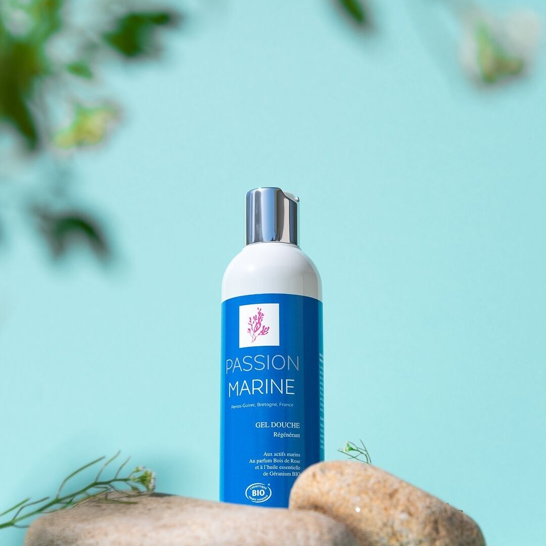 Regenerating shower gel with marine active ingredients, geranium essential oil & rosewood fragrance - 125mL