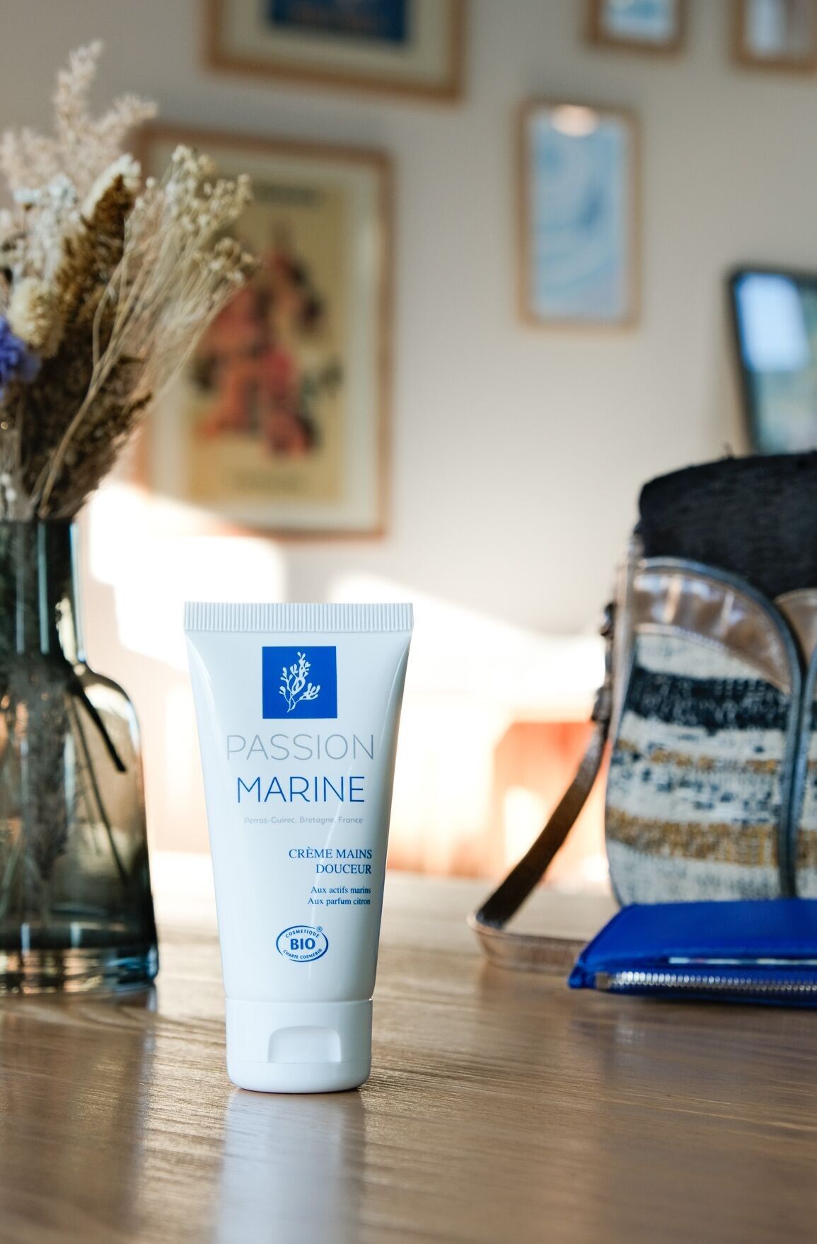 Crema mani con principi attivi marini e profumo di limone