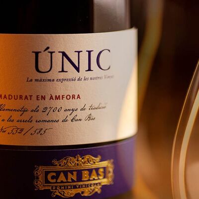 Unic 2018 Vin rouge. CanBas
