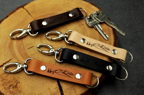 Leather keychain with trigger snap - mountain theme