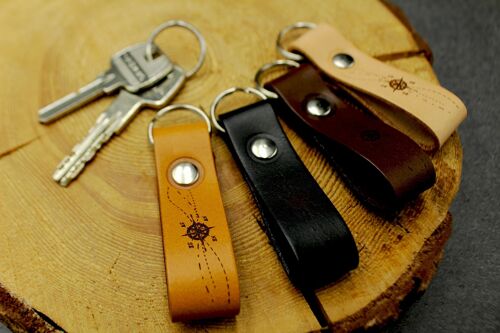 Leather keychain - windrose theme