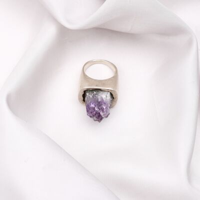 Ring mit Amethyst