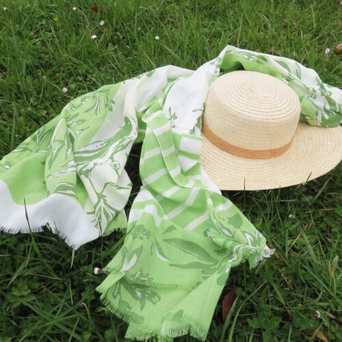 Etole pareo en coton vert Brigitte Bardot Esterel, feuilles et oiseaux,  idéal plage, vacances, été, mer