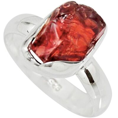 “Passion and Strength” Ring in Garnet and 925 Silver