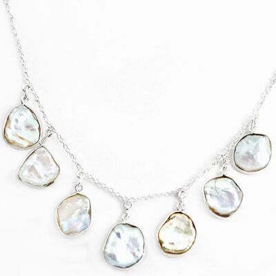 Halskette „Nobility and Softness“ aus Perlen und 925er Silber