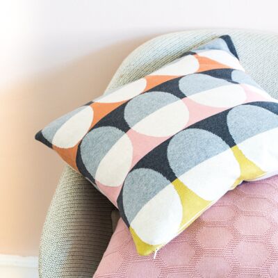 Nouveau! Housse de coussin Olivia pêche