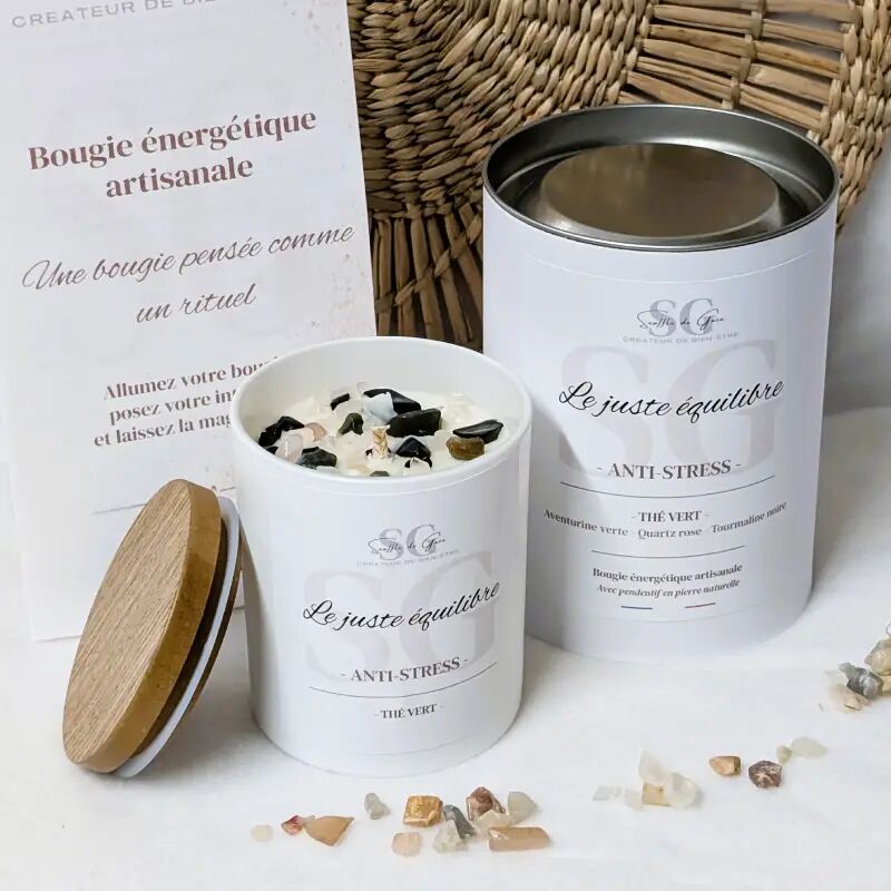 Bougie Lithothérapie Le juste équilibre – Bougie bijou thé vert, pierres naturelles & pendentif surprise