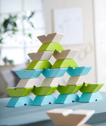 HABA Jeu d'arrangement 3D Varius - Blocs en bois 8