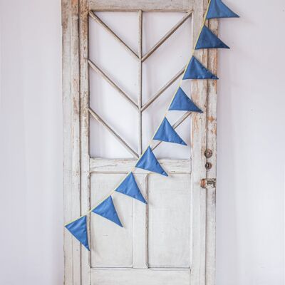 Velvet Garland Blue 200 cm