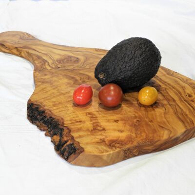 Olive wood board with handle 40 cm +/- 2 cm