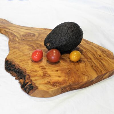 Tablero de madera de olivo con mango 40 cm +/- 2 cm