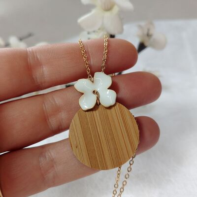 Bamboo and flower necklace