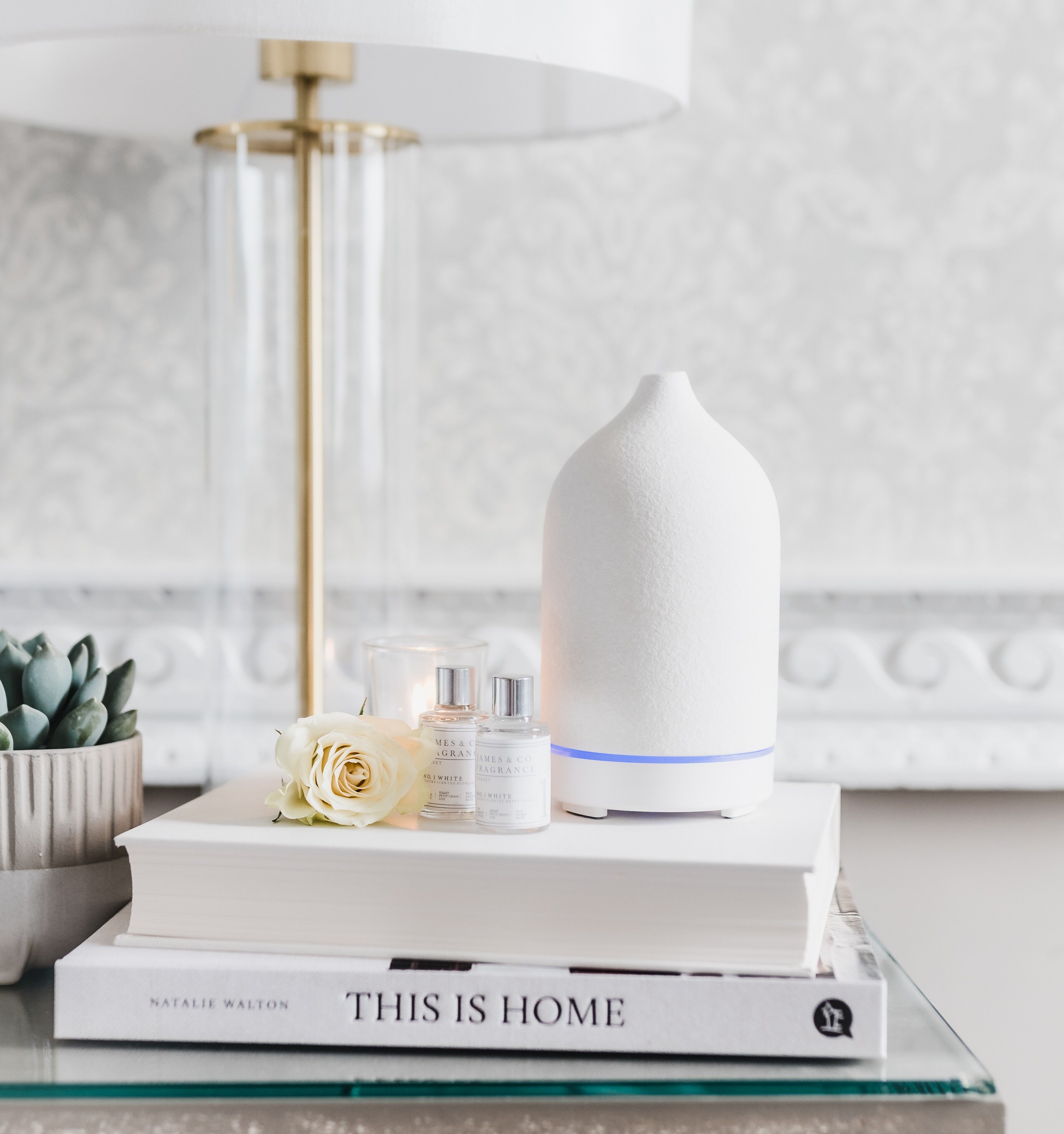 Diffuseur électrique en céramique de luxe et huiles X2 n ° 1 blanches de 15 ml