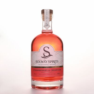 Solway Spirits Strawberries & Cream Gin 40% - 70cl