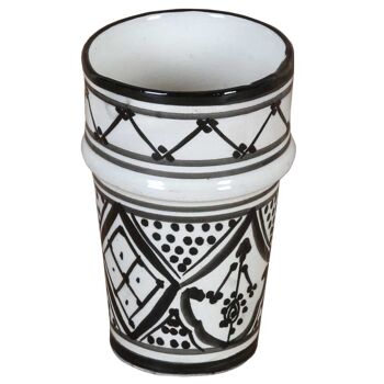 Tasse en céramique marocaine Sakina tasse noire et blanche peinte à la main du Maroc 1