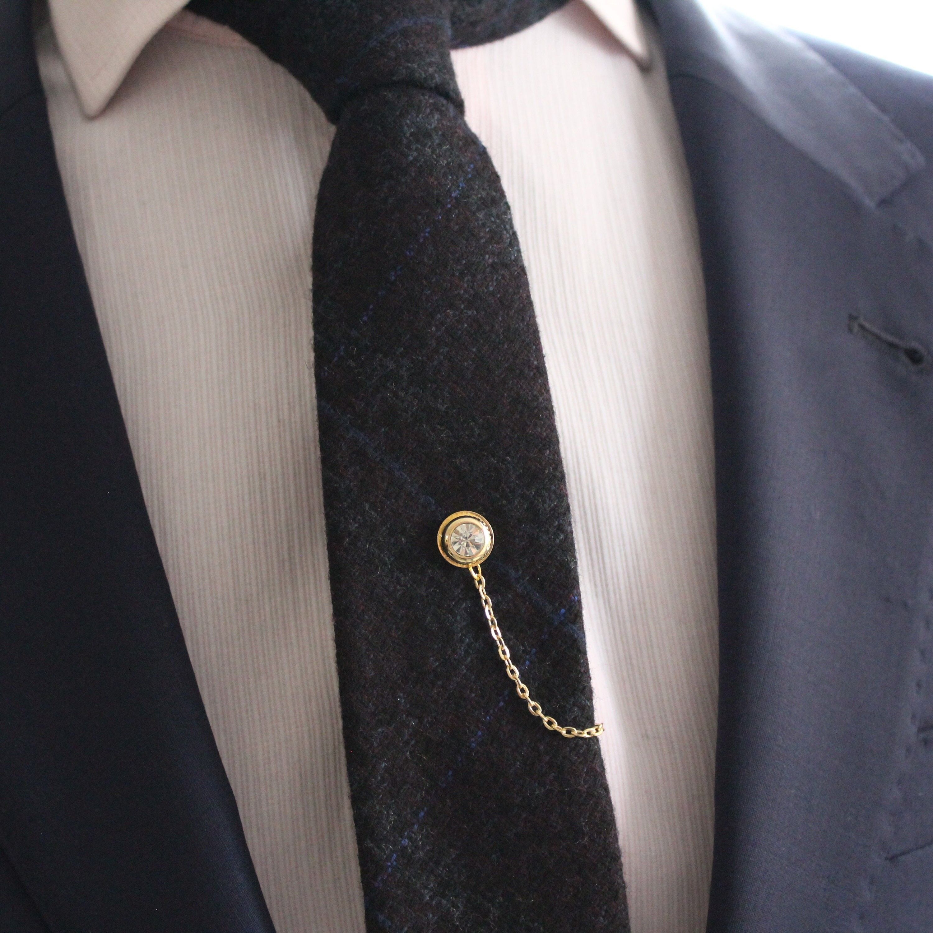 Krawattennadel mit Kette, Krawattenklammer, Krawattenstange, handgefertigtes einzigartiges Design, Herren-Hochzeitsschmuck, Geschenk für ihn, Ehemann, Mann-Vater-Geschenke, SKU096