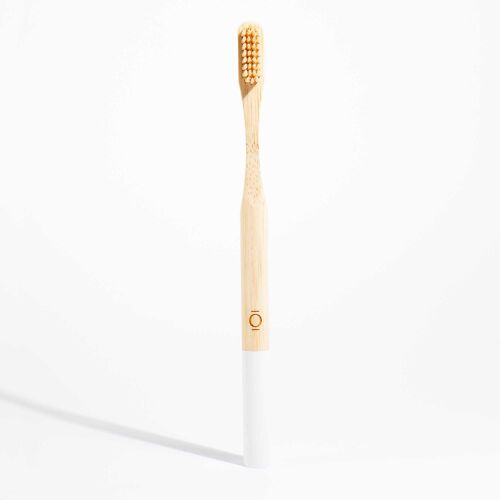 YOKU Bamboo Toothbrush in Oat