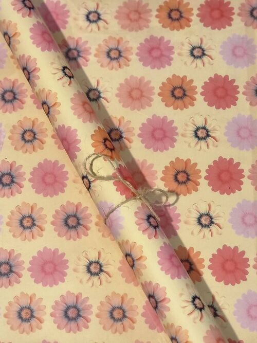 Gift Wrap Daisys Pastel