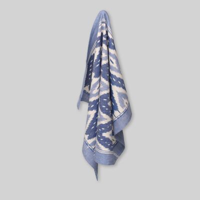 Theedoek, handgeweven ikat, diamant patroon, ecru met 2 tinten blauw