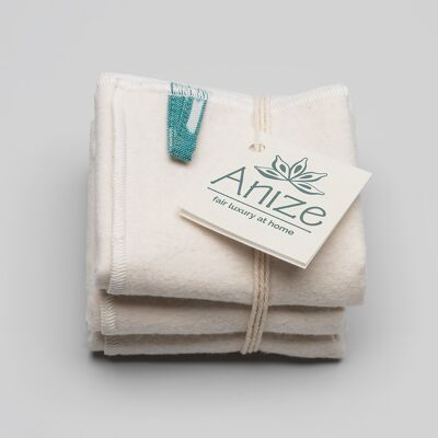 Set of 3 facial wipes made of soft cotton flannel and hand-woven khadi cotton with pastel green ikat loop