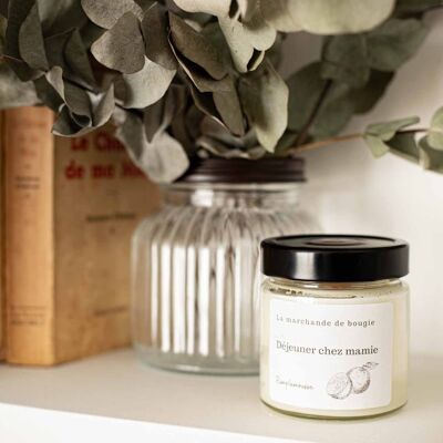 Delicate Bouquet Scented Candle (Peony)