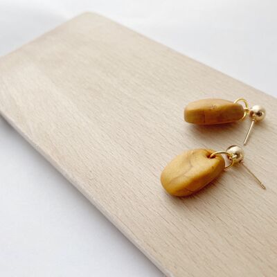 Una // Gold Mini Drop Earrings