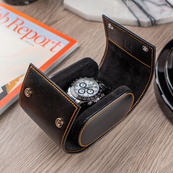Rouleau de montre noir Saffiano - Une montre 3