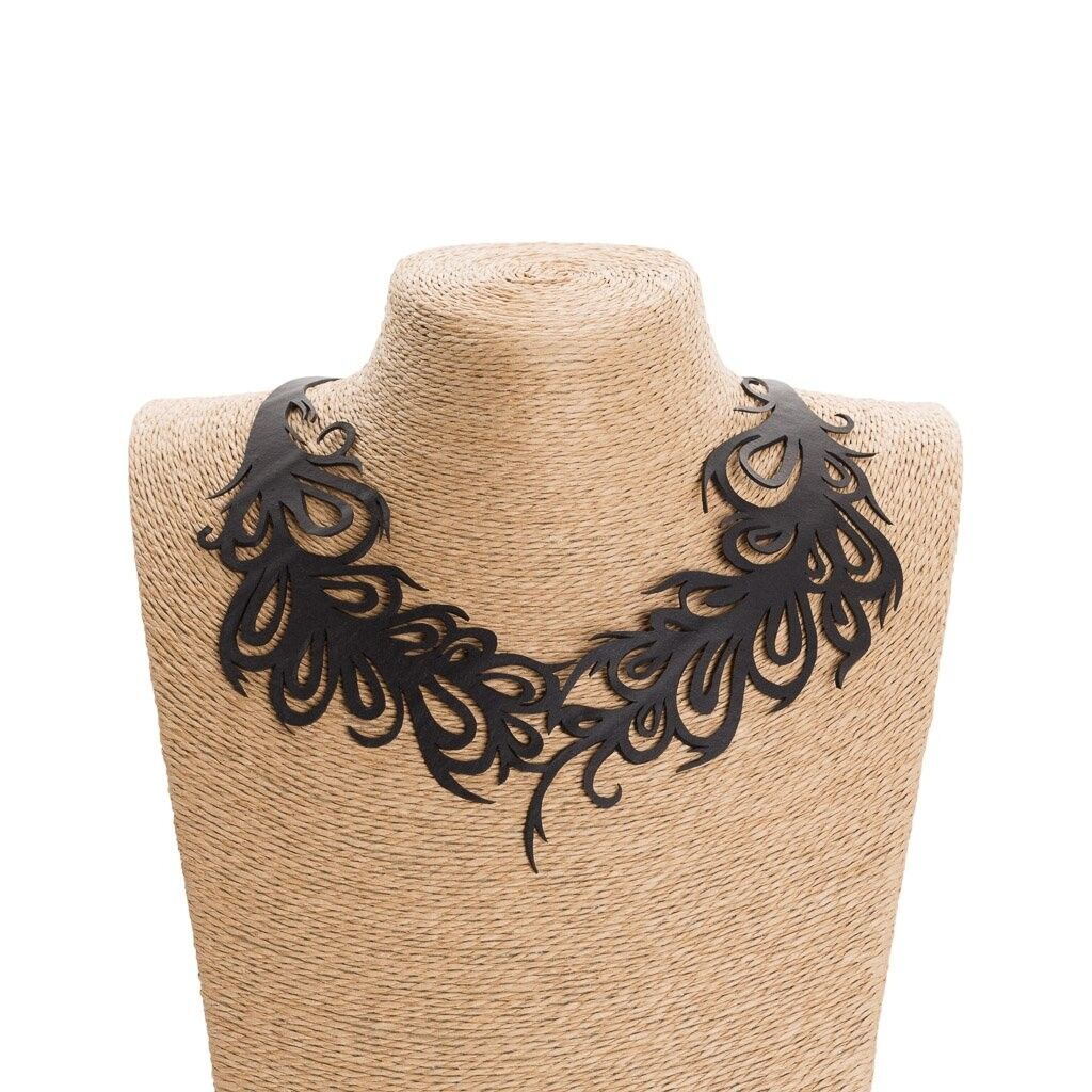 Collana Phoenix squisita camera d'aria