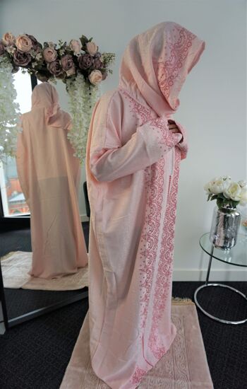 Robe de prière femme rose 7