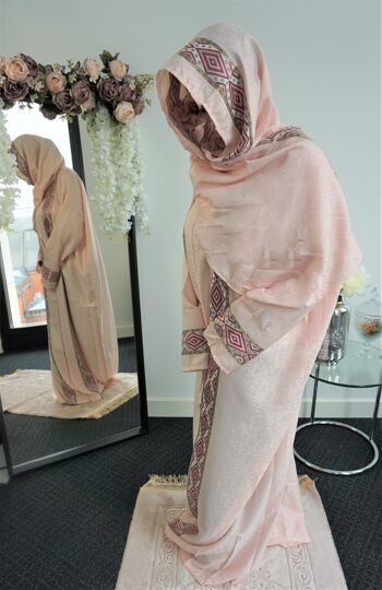 Robe de prière femme rose 6
