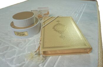 Ensemble de tapis de prière XXL Ultra Premium Super-Soft White-Gold & Oud Bakhoor & Natural Soap - Sans broderie 3