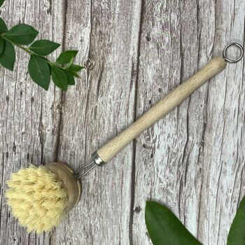 Brosse à vaisselle en bois avec tête amovible 2