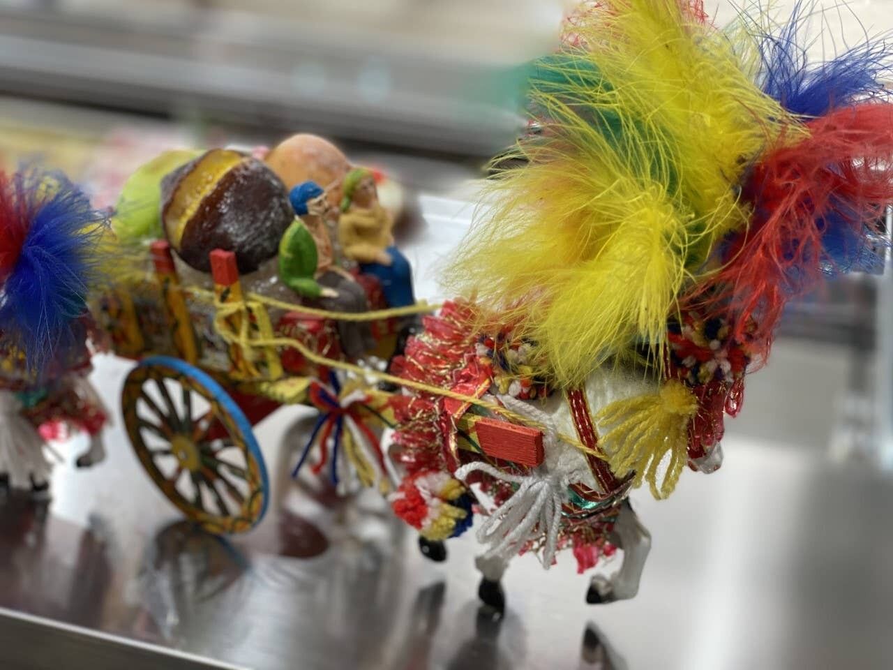 Sizilianische Karre mit Martorana_piccolo-Frucht