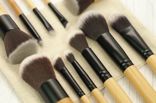Bamboo Makeup Brush Set - The Complete 11 Piece Set