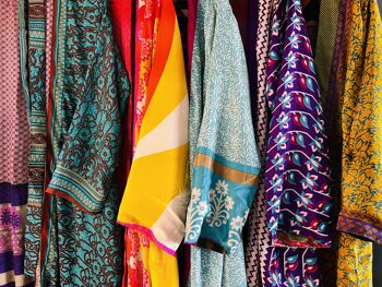 Assortiment de kimonos longs réversibles en soie Pack 10 7