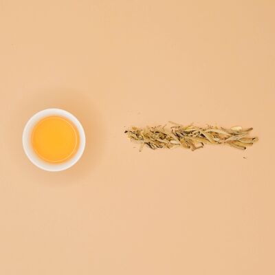 AGHI D'ARGENTO — Tè bianco semplice (aroma morbido, vellutato, elegante) - busta kraft da 40 g