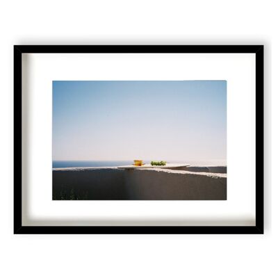 A touch of - Black Frame - 402
