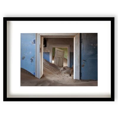 Kolmanskop - Black Frame - 744