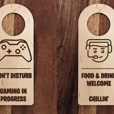 Gaming in progress sign, Free to enter sign