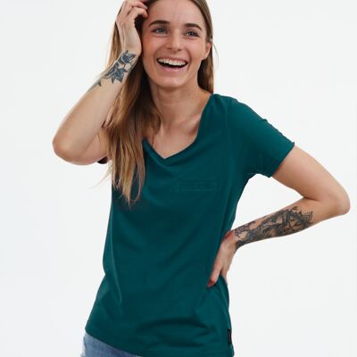 Shirt Kendall emerald made of LENZING™ ECOVERO™ mix
