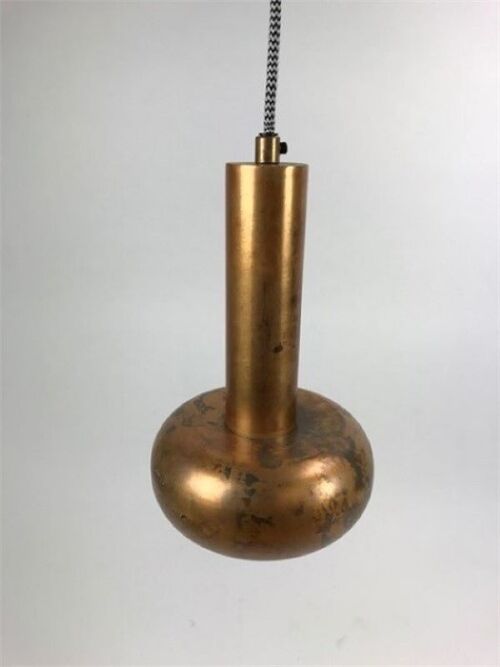 Prachtige stoere hanglamp gemaakt van metaal met een goudglans 3