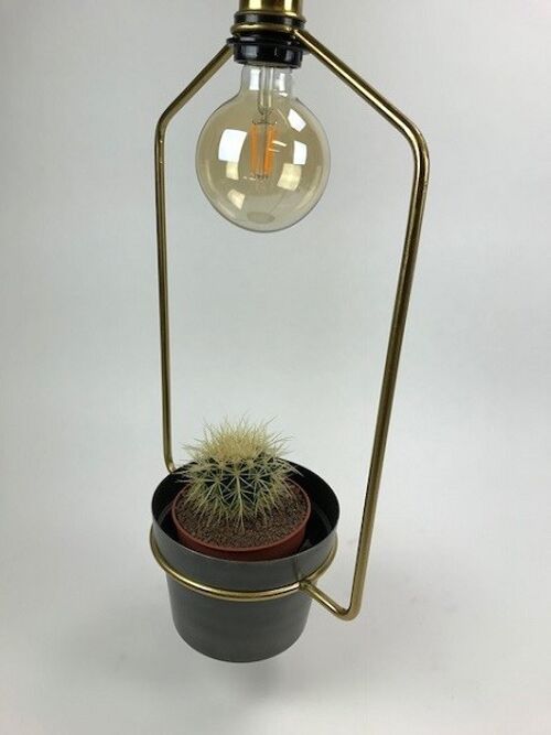 Prachtige stoere hanglamp gemaakt van metaal met een goudglans 7