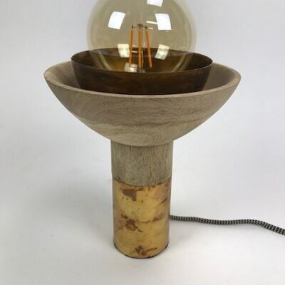 Mooie stoere lamp voor op bureau gemaakt van hout en metaal in vintagelook
