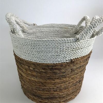 Set of three Ibiza-style wicker baskets 2